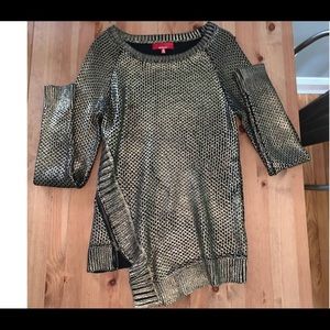 MetLic silver sweater